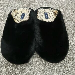 Black Fuzzy Slippers